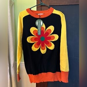 Oxknit sweater bought from advertised Facebook store. Size XL,more like a M.